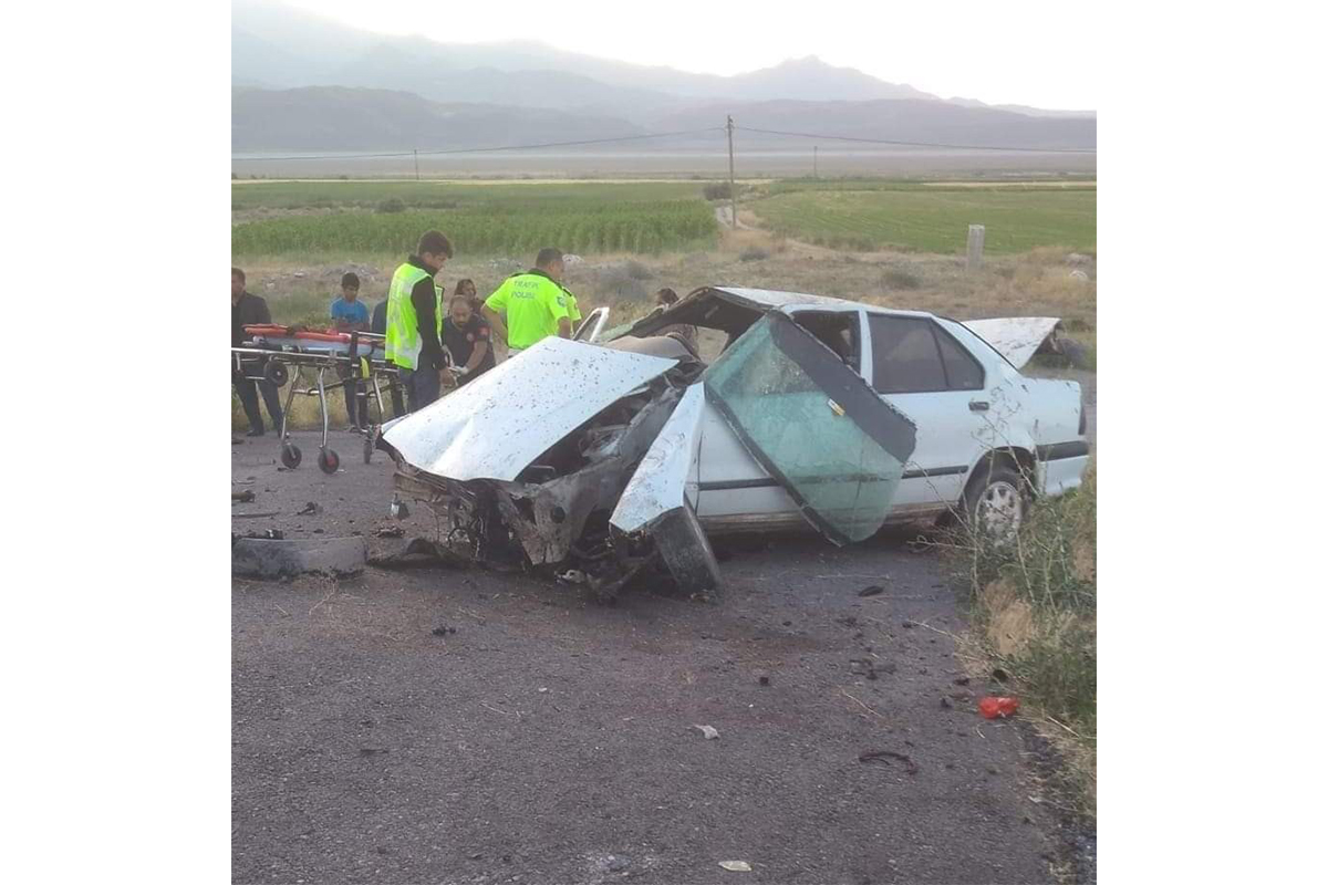 Otomobil şarampole yuvarlandı: 3 yaralı