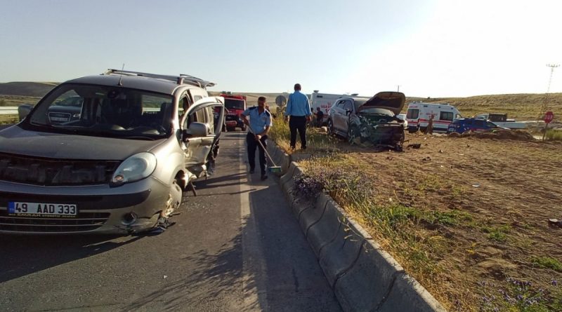 Tatvan'da trafik kazası: 5 yaralı