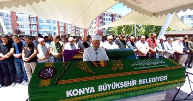 Trafik kazasında hayatını kaybeden 5 gence acı veda