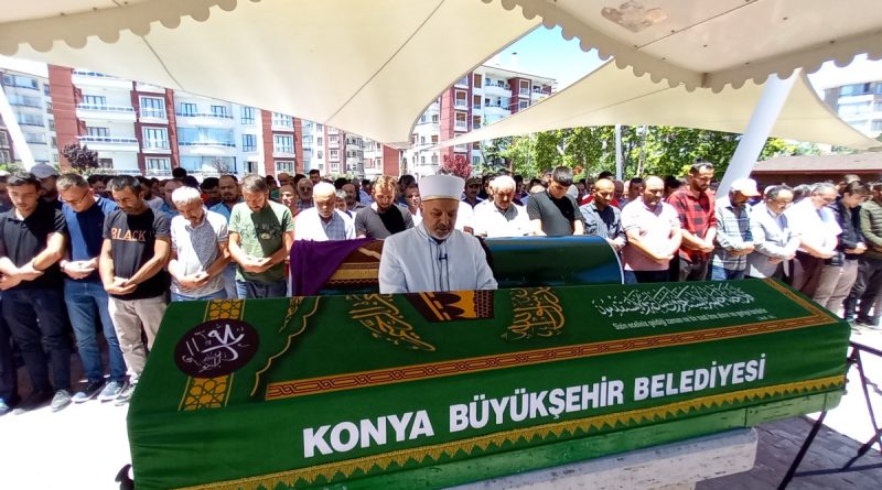 Trafik kazasında hayatını kaybeden 5 gence acı veda