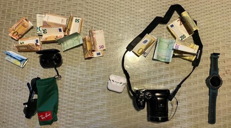 Yüzerek Yunan adasına geçmeye çalışan FETÖ şüphelileri yakalandı